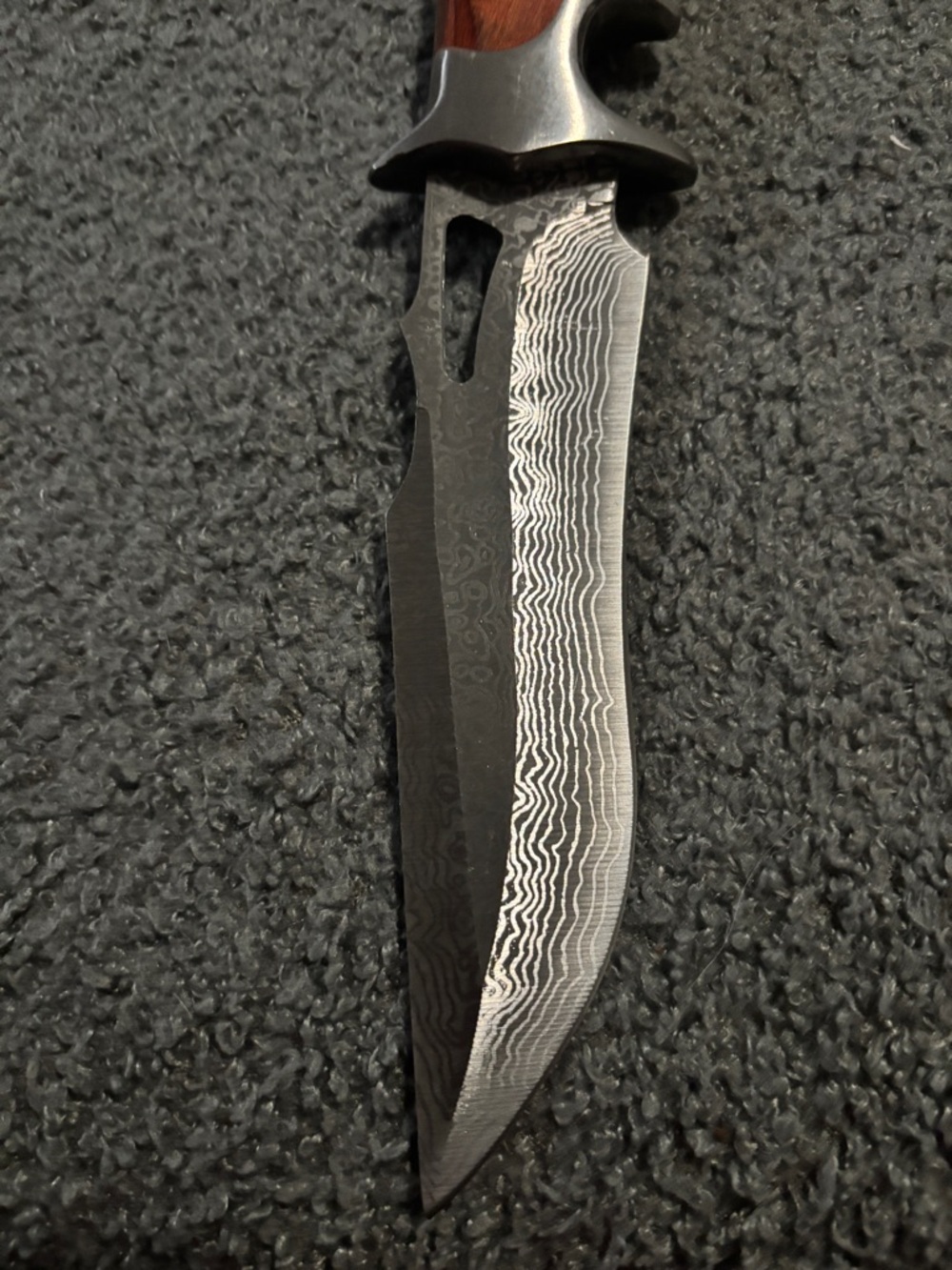 Damascus Pattern Drop-Point Knife Damascus or M390 Powder steel Polished Wood Ha